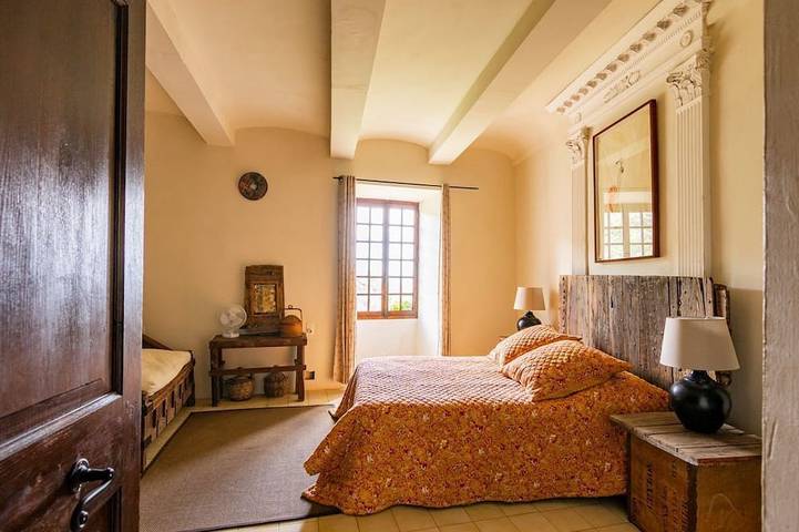 Chateau De Mazelle - Onze Chambres , Couchages 20 in Banne, Parc national des Cévennes