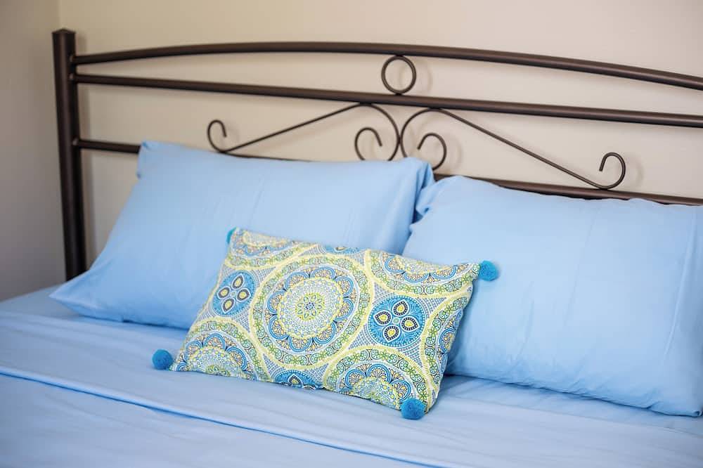Entire apartment, Apaggio di Argostoli Ιι private parking & sea view in Lassi, Argostoli
