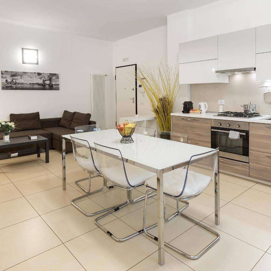 Appartamento intero, Two-Bedroom Apartment in Casamassima, Provincia di Bari