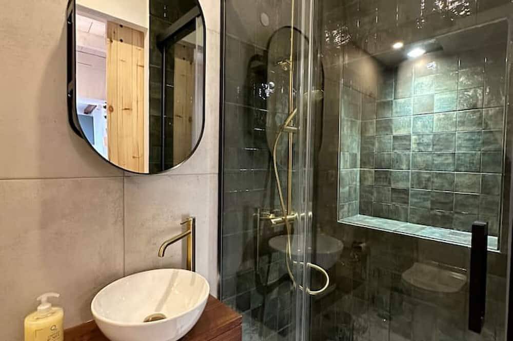 Estoril Tiny Home 5 minutes from the beach in Cascais e Estoril, Costa de Lisboa