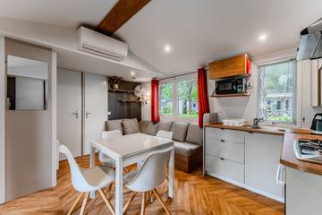 Camping pour 8 Personnes dans Gastes, Côte d’Argent, Photo 2