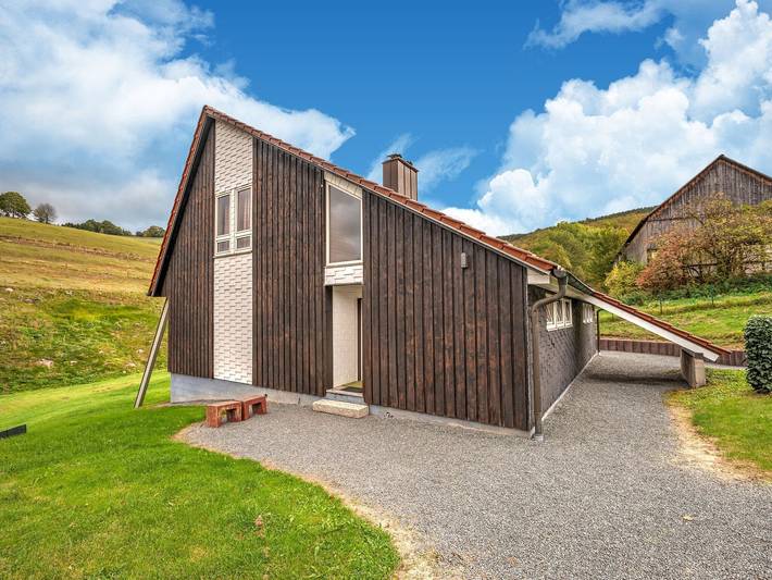Ferienhaus für 8 Personen, mit Balkon und Terrasse in Bestwig - 3