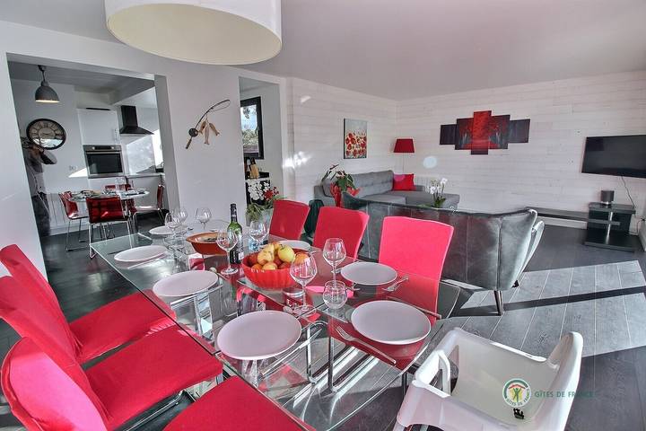 Gîte pour 7 personnes, avec terrasse et jardin dans Plage de Port-Mabo