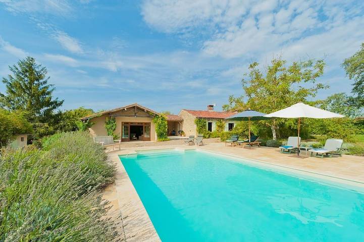Villa pour 8 personnes, avec Piscine