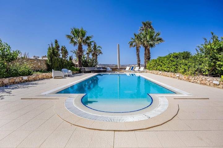 Ferienwohnung für 8 Personen, mit Garten und Balkon sowie Pool und Ausblick - 1