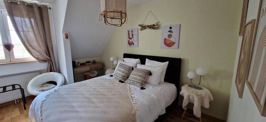 Maison d’hôte pour 2 personnes, avec Terrasse et Jardin ainsi que Piscine et Vue dans Marne - 4