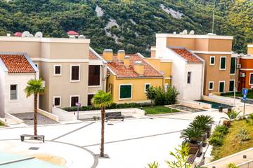 Vakantiewoning voor 4 Personen in Donji Morinj, Montenegro, Afbeelding 4