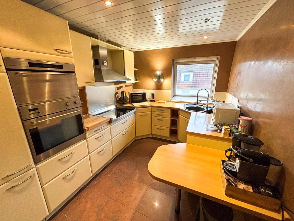 Appartement entier, One-Bedroom Apartment in Lingolsheim, Région de Strasbourg