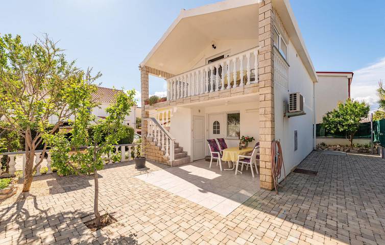 Holiday apartment for 4 people, with terrace, with pets - 1