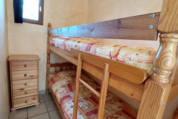 Location de vacances pour 4 personnes, avec jardin et piscine, animaux acceptés à Bessas - 3