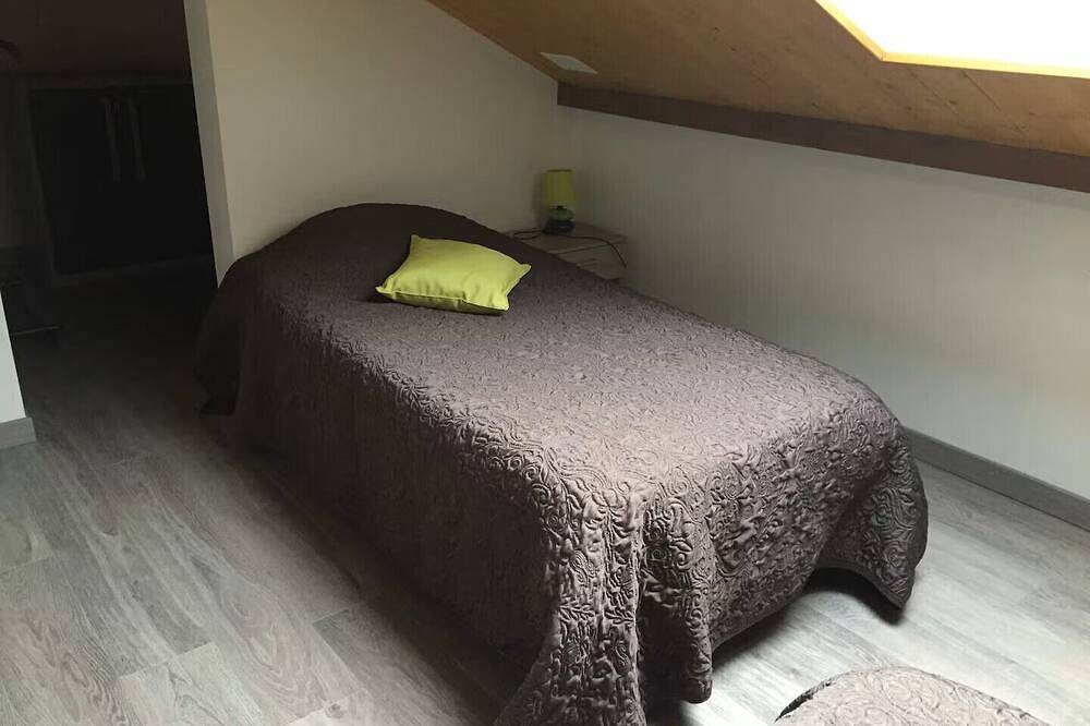 Appartement entier, Gîte spacieux au calme proche de la forêt de Saint-Amé dans les Vosges in Saint-Amé, Région d'Épinal