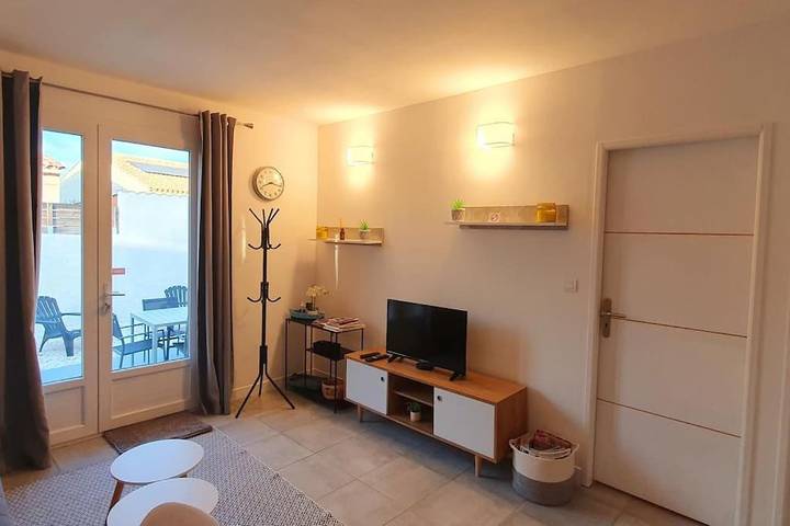 Location de vacances pour 3 personnes, avec jardin à Saint-Laurent-d'Aigouze - 3