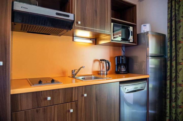 Location de vacances pour 4 personnes, avec jardin ainsi que sauna et piscine à Jausiers - 4