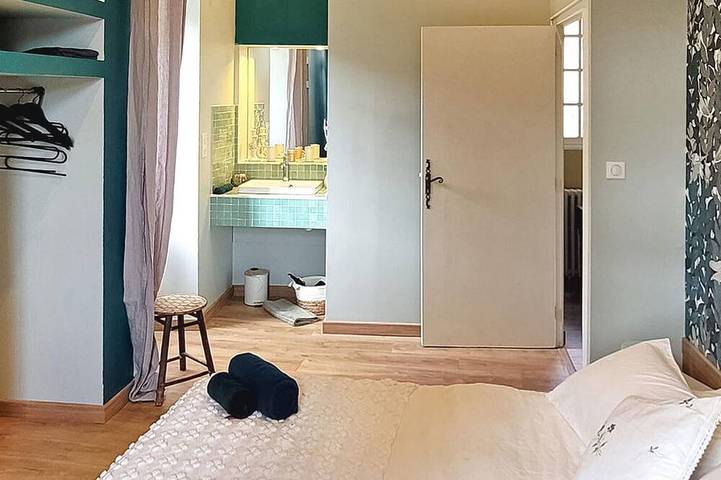 Location de vacances pour 8 personnes, avec terrasse à Saint-Paul-la-Roche - 4