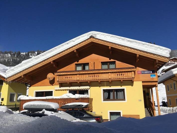 Ferienwohnung für 19 Personen, mit Balkon, mit Haustier in Viehhofen