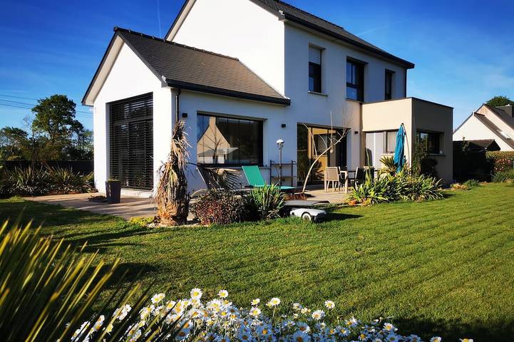 Location de vacances pour 6 personnes, avec jardin à Saint-Lormel