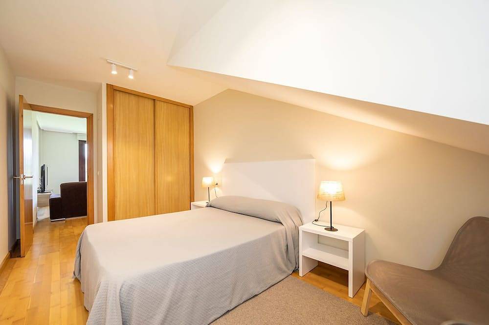 Ganze Wohnung, Llanes Apartment with Terrace and Garden - Luz de Poniente in Posada de Llanes, Llanes