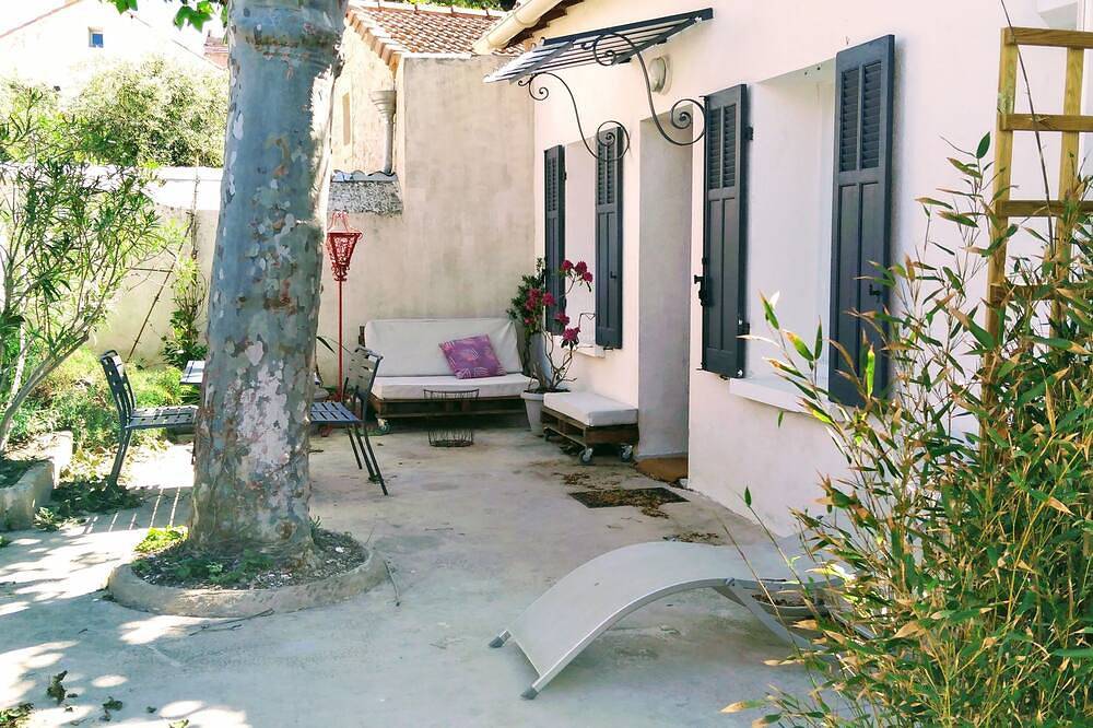 Charmante Maison de Pêcheur 100% Rénovée, à 100m de la Plage in La Pointe Rouge, Marseille