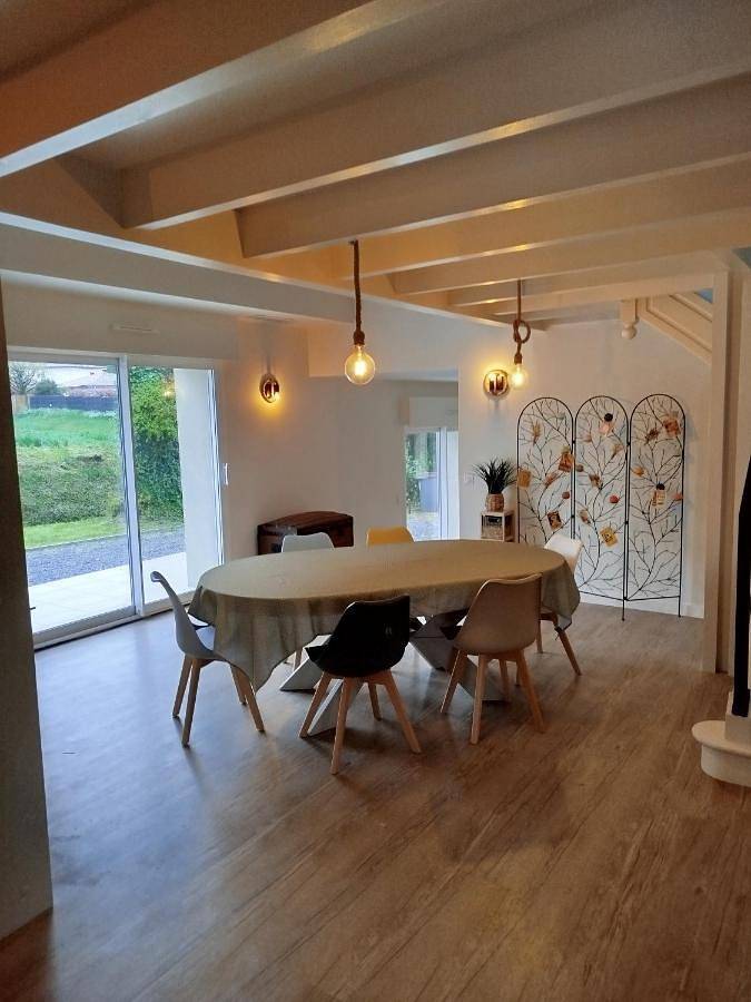 Maison de vacances pour 10 personnes, avec piscine et terrasse, animaux acceptés