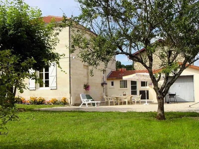 Gite de France 11 Personen in Valcourt, Haute-Marne