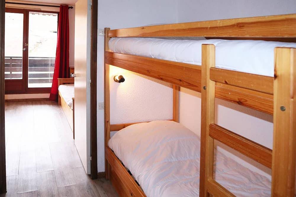 Apartamento entero, Estudio confortable para 4 personas cerca del telesilla y comercios in Les Orres, Parque Nacional de los Ecrins