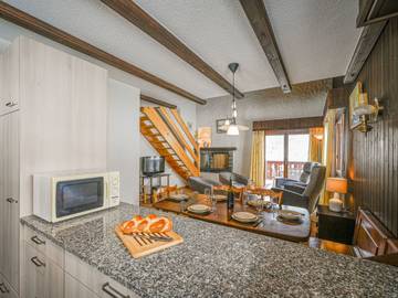 Gîte pour 6 personnes, avec balcon à Leytron