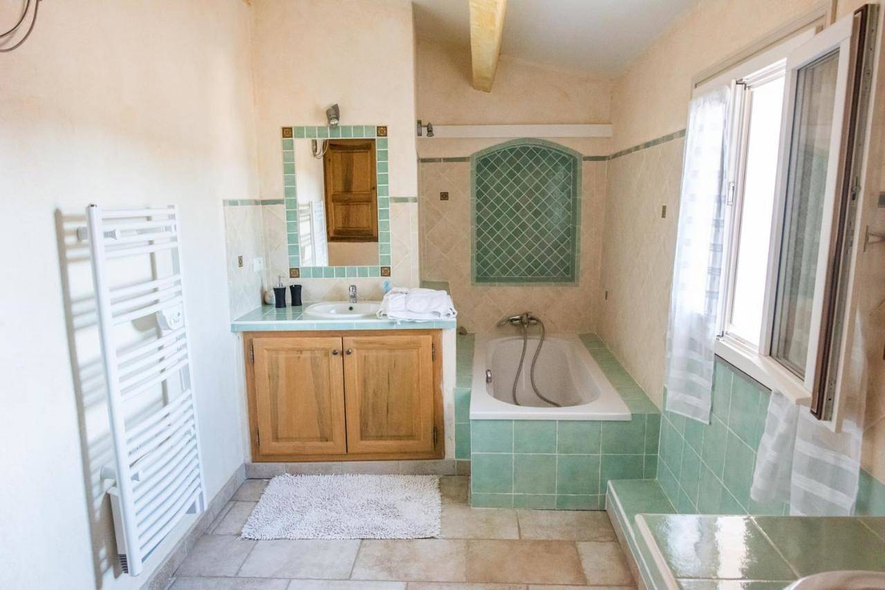 Double Room in Le Thoronet, Région de Draguignan