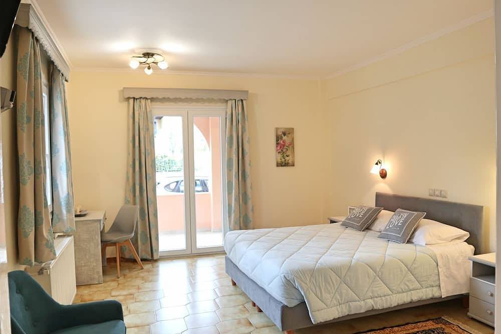 Fulvia Apartment #1 in Kassiopi, Korfu