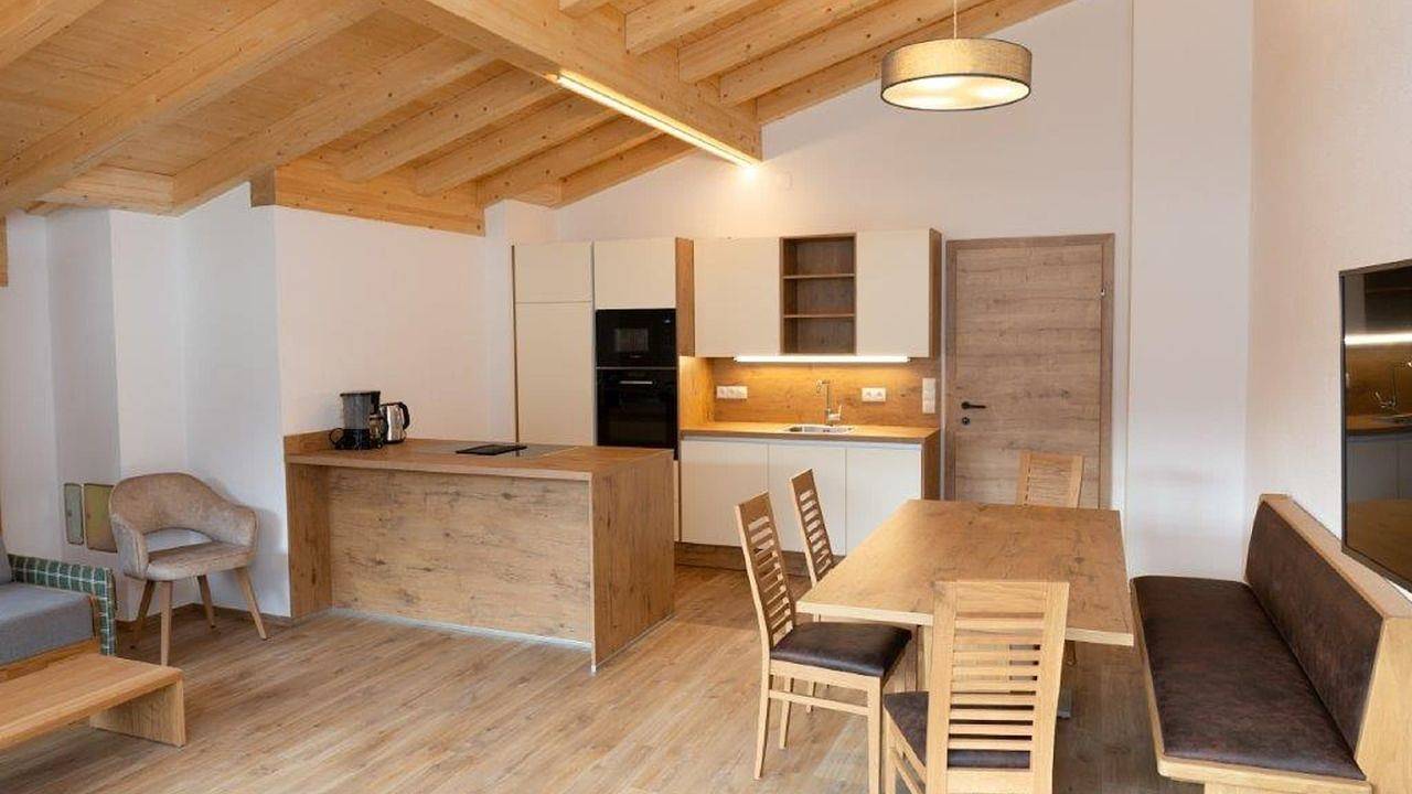 Vakantiehuis voor 6 personen met balkon/terras in Kleinarl, Ski Amadé