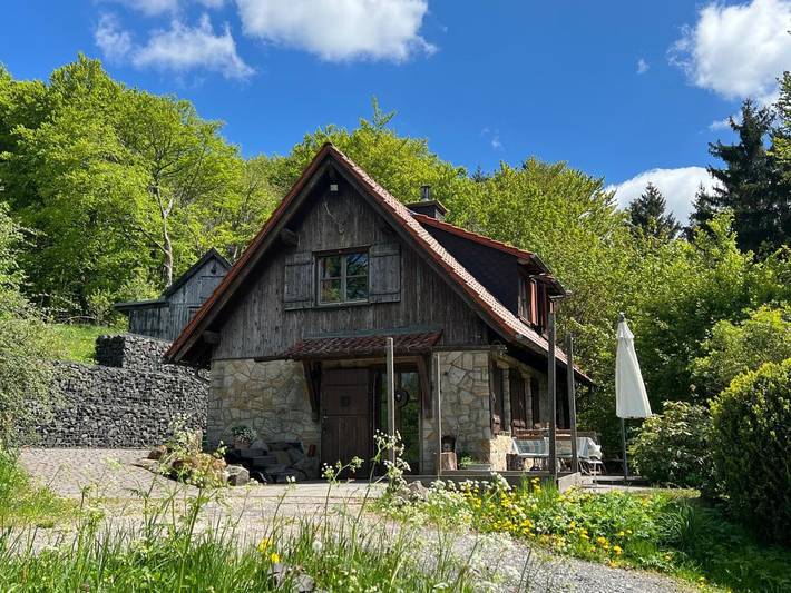 Ferienhaus für 4 Personen, mit Garten und Ausblick, kinderfreundlich in Gersfeld