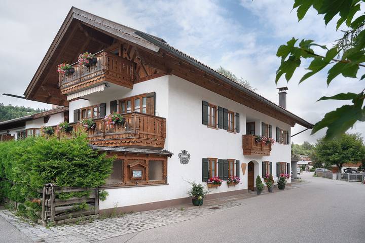 Ferieleilighet for 4 personer, med Hage og Sauna i Bayern