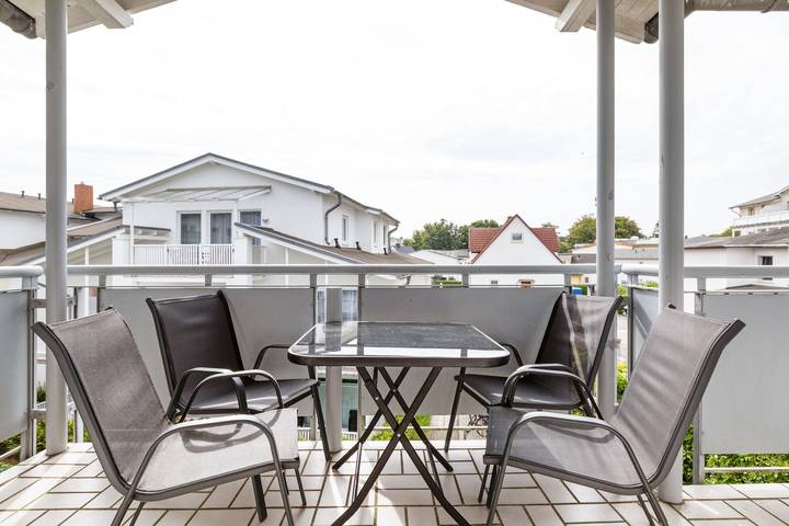 Apartamento entero, Apartamento 'Haus Buskam 29 - Räder Erlebnisbad' con vistas al mar, balcón y Wi-Fi in Göhren, Rügen