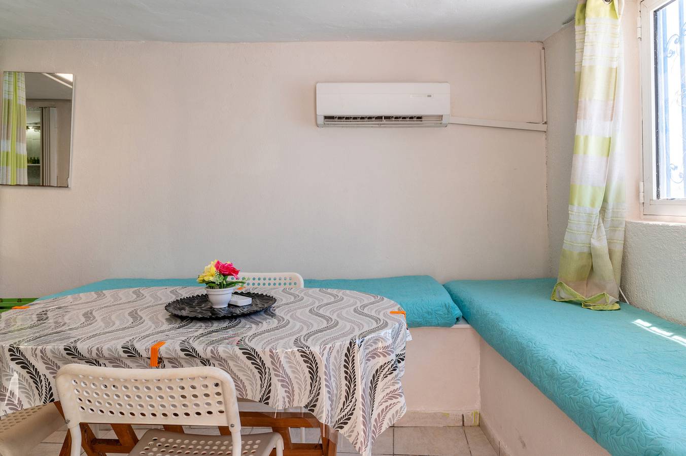 Apartamento entero, Apartamento 'Dionysos' con vistas al mar, Wi-Fi y aire acondicionado in Inseln der Region Attika