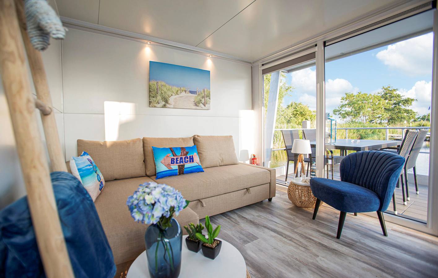 Hausboot für 6 Personen mit Ausblick in Holländische Küste