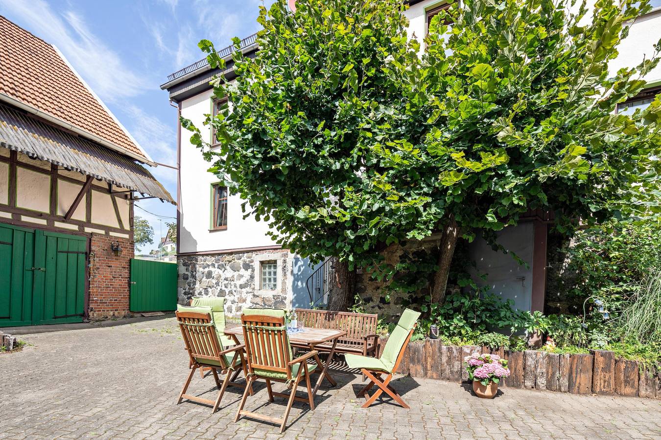 Ganze Wohnung, Ferienwohnung "Bachmanns 2" mit Gemeinschaftsgarten und Wlan in Schotten, Vogelsberg Region