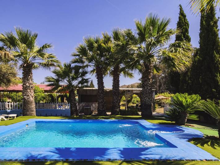 Casa rural para 12 personas, con jardín en Pizarra - 2
