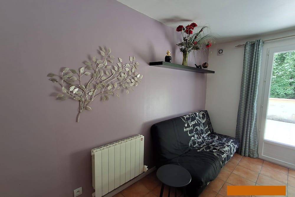 Apartamento entero, On the shores of Lac des Montagnés, 2-bedroom apartment in Mazamet, Región de Castres