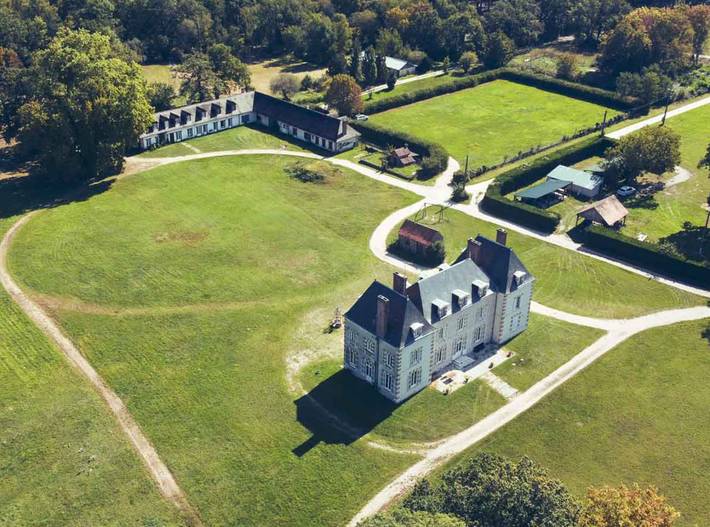 Gîte pour 30 personnes, avec jardin et terrasse à Ligny-le-Ribault