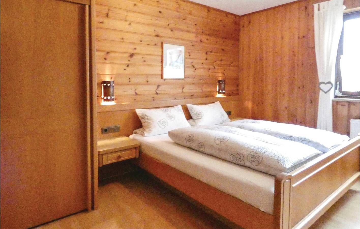 Ganze Ferienwohnung, Wohnung im Stadtzentrum: Terrasse, Parkplatz & Internet in Gräfendorf, Rhön-Bayern