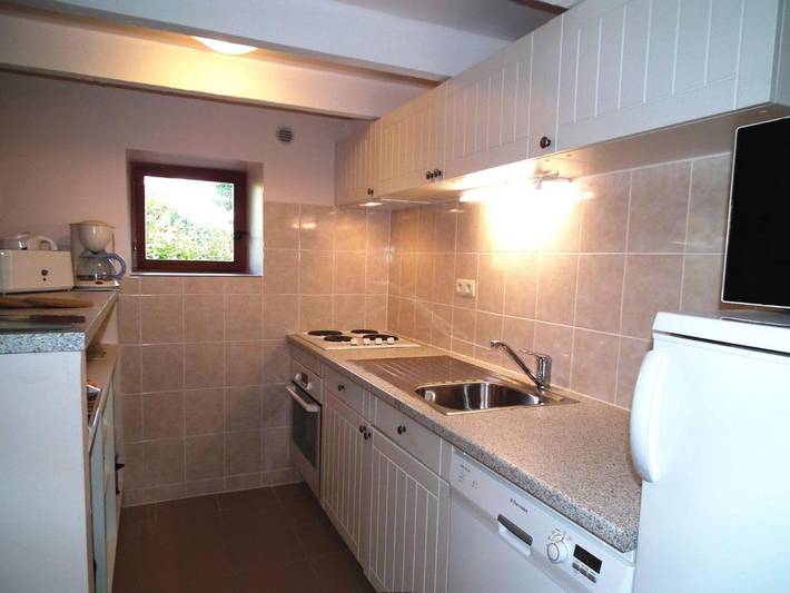 Location de vacances pour 11 personnes, avec terrasse et jardin, animaux acceptés à Gavaudun - 4