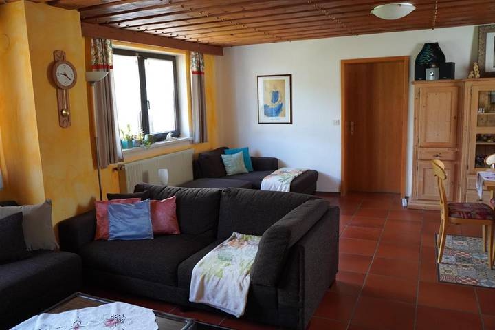 Ferienwohnung für 7 Personen, mit Terrasse