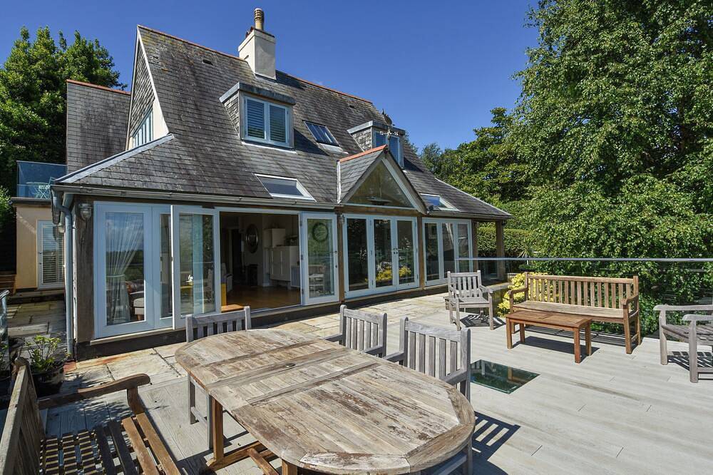 Cottage for 8 People in Dittisham, Devon