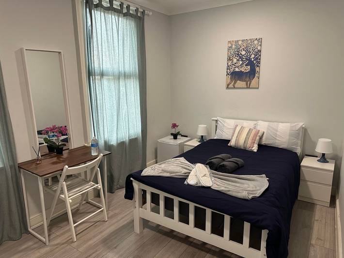 Holiday apartment for 2 people in Ealing