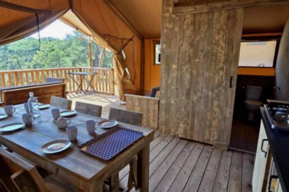 Zecamping 3 étoiles piscine pet friendly tente 35m2 5 pers in Saint-Laurent-du-Verdon, Verdon Regional Natural Park