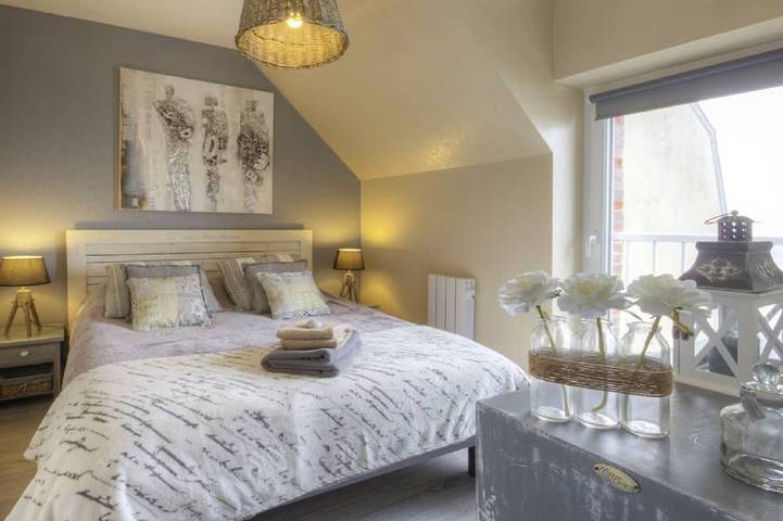 Ganze Wohnung, 4 * Wohnung außergewöhnlichen Meerblick Normandie Landungsstrände Frankreich in Port-en-Bessin-Huppain, Bayeux und Umgebung