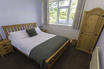 Log Cabin for 16 People in Croyde, Devon, Photo 4