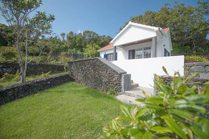 Maison de campagne pour 2 personnes, avec vue et jardin dans Faial - 2