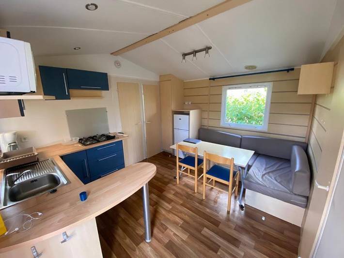 Camping pour 6 personnes, avec terrasse et jardin ainsi que vue et piscine dans Essonne - 2