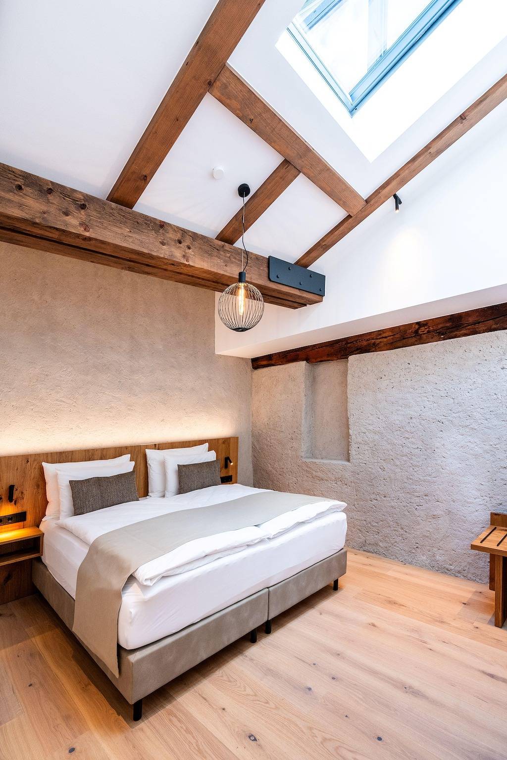 Ganze Ferienwohnung, Traube Suite mit Küchenzeile in Rattenberg, Kitzbüheler Alpen