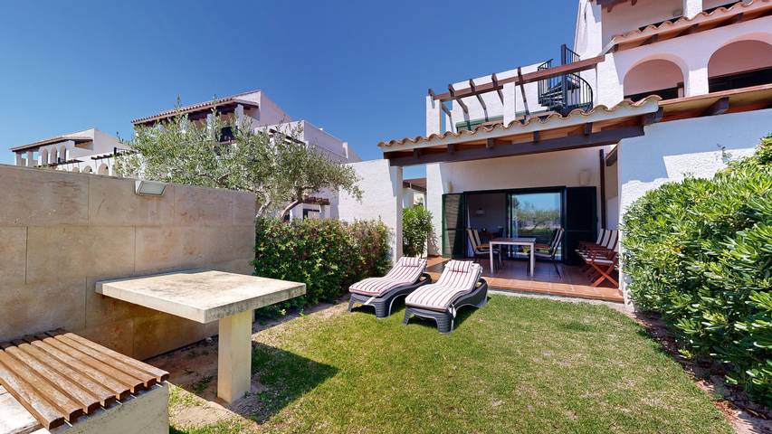 Location de vacances pour 6 personnes, avec balcon ainsi que jardin et bassin pour enfant, adapté aux familles à El Perelló - 3